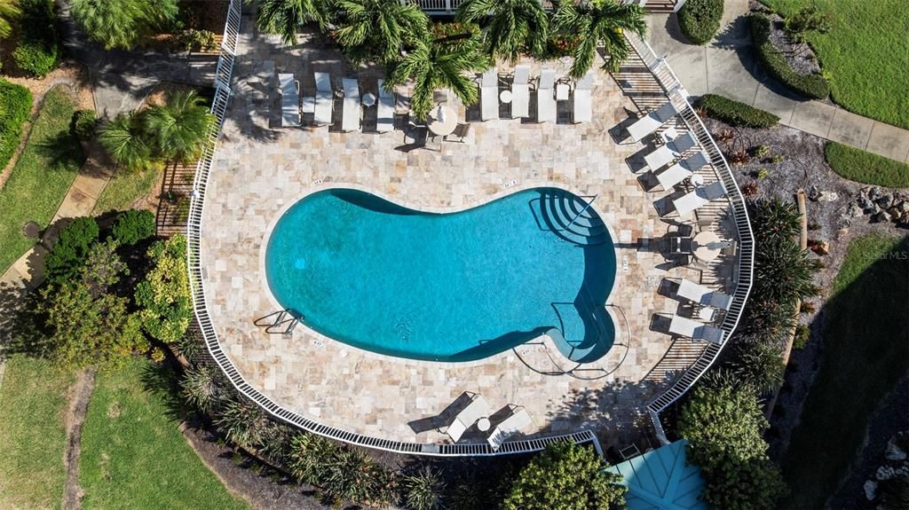 For Sale: $699,000 (2 beds, 2 baths, 1275 Square Feet)