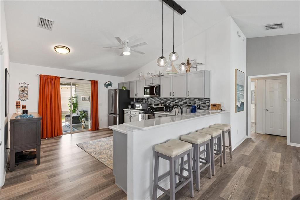 En Venta: $370,000 (3 camas, 2 baños, 1483 Pies cuadrados)