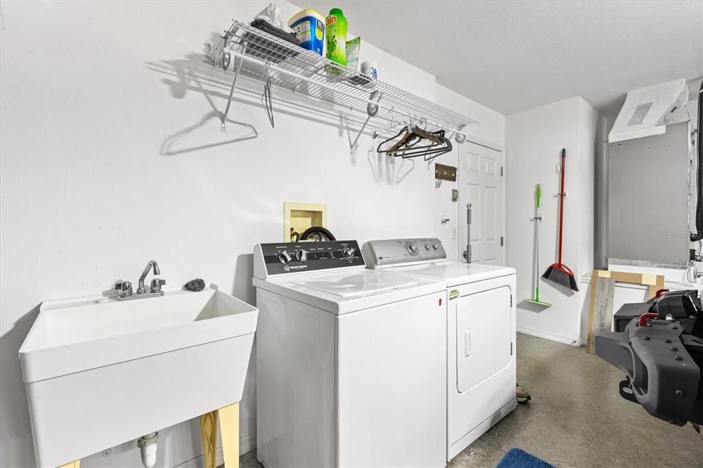 En Venta: $370,000 (3 camas, 2 baños, 1483 Pies cuadrados)