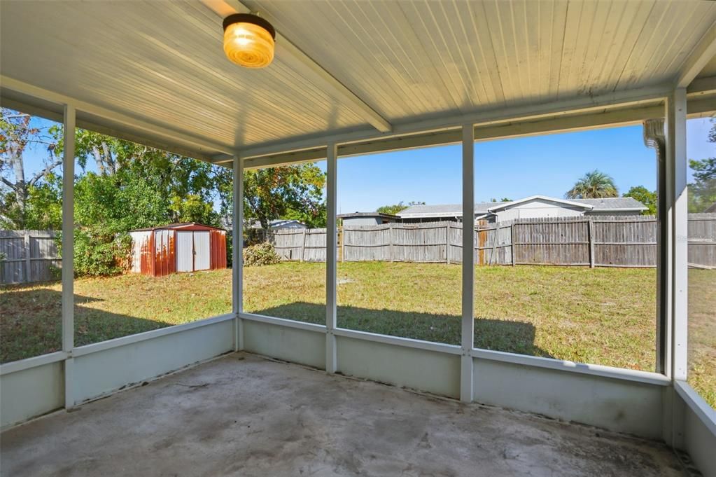 For Sale: $189,900 (2 beds, 1 baths, 880 Square Feet)