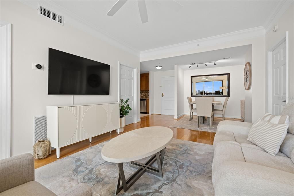 En Renta: $4,495 (2 camas, 1 baños, 1056 Pies cuadrados)