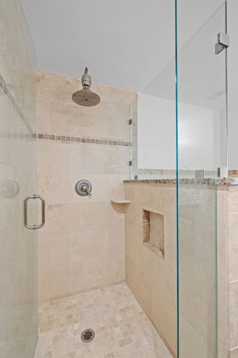 En Renta: $4,495 (2 camas, 1 baños, 1056 Pies cuadrados)