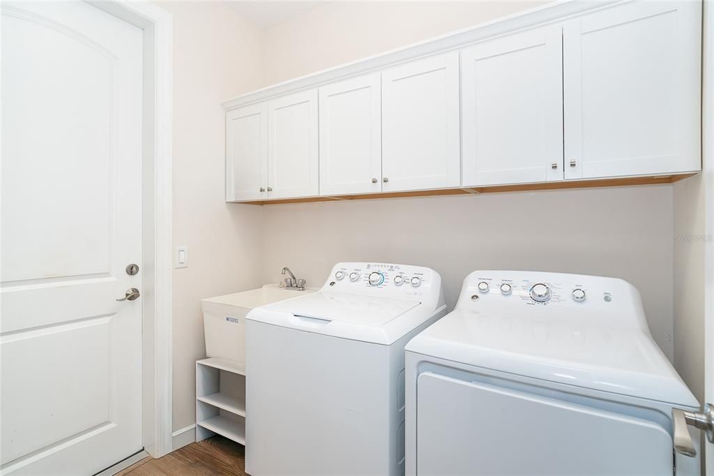 En Venta: $450,000 (2 camas, 2 baños, 1921 Pies cuadrados)