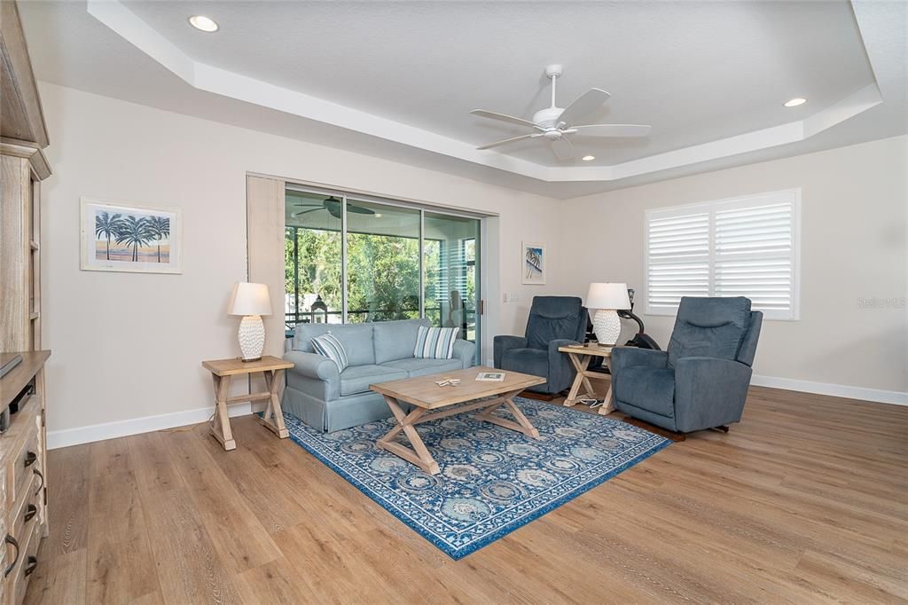 En Venta: $450,000 (2 camas, 2 baños, 1921 Pies cuadrados)