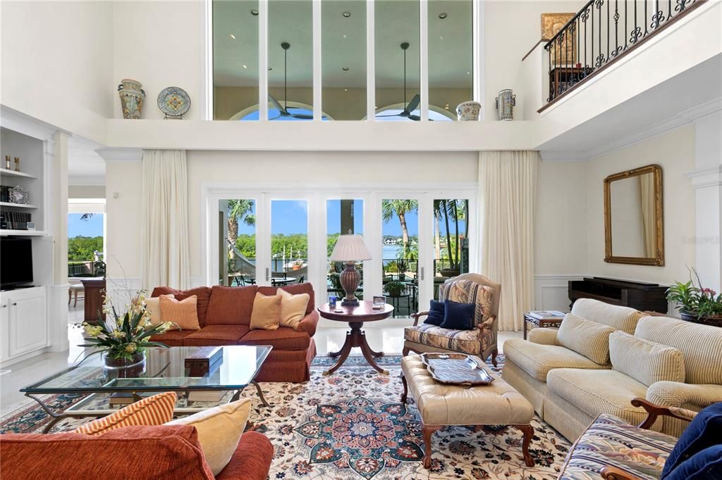 For Sale: $3,100,000 (5 beds, 5 baths, 5345 Square Feet)