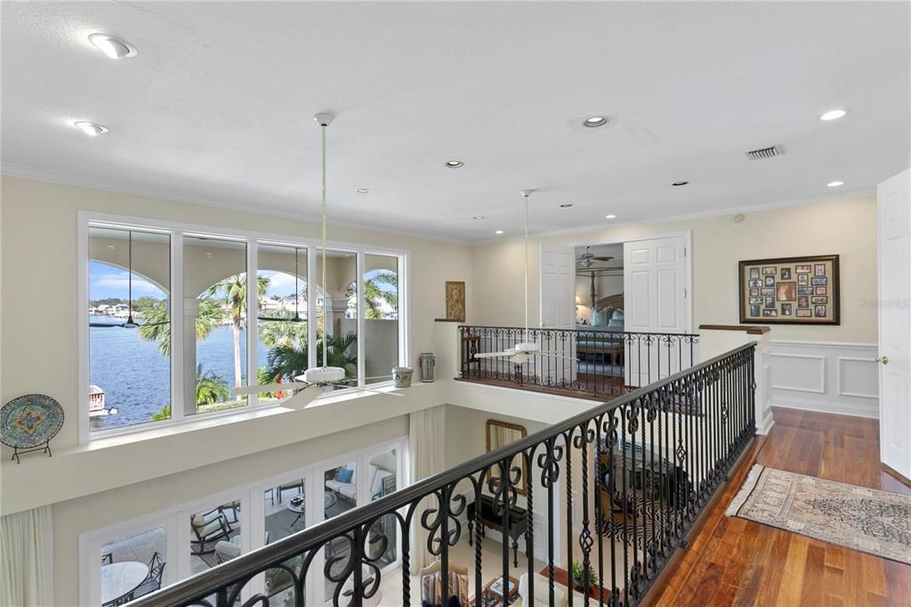 For Sale: $3,100,000 (5 beds, 5 baths, 5345 Square Feet)