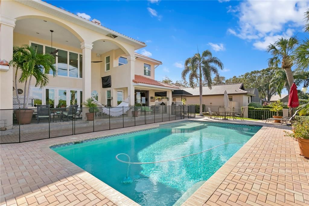 For Sale: $3,100,000 (5 beds, 5 baths, 5345 Square Feet)