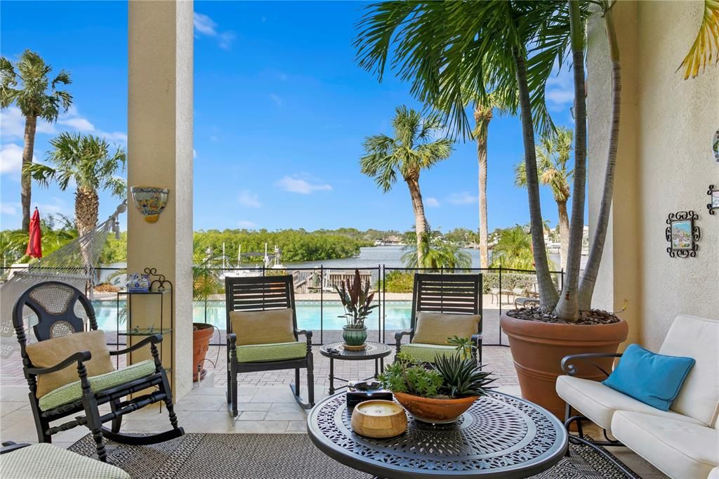 For Sale: $3,100,000 (5 beds, 5 baths, 5345 Square Feet)