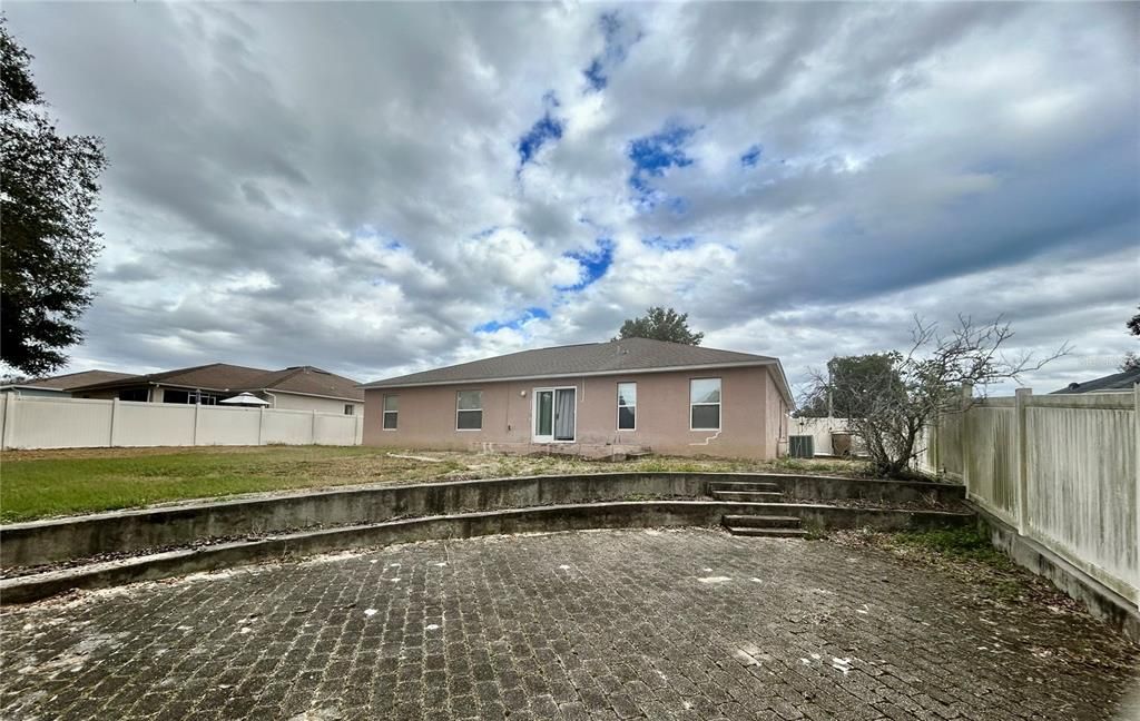 For Sale: $265,000 (3 beds, 2 baths, 1872 Square Feet)