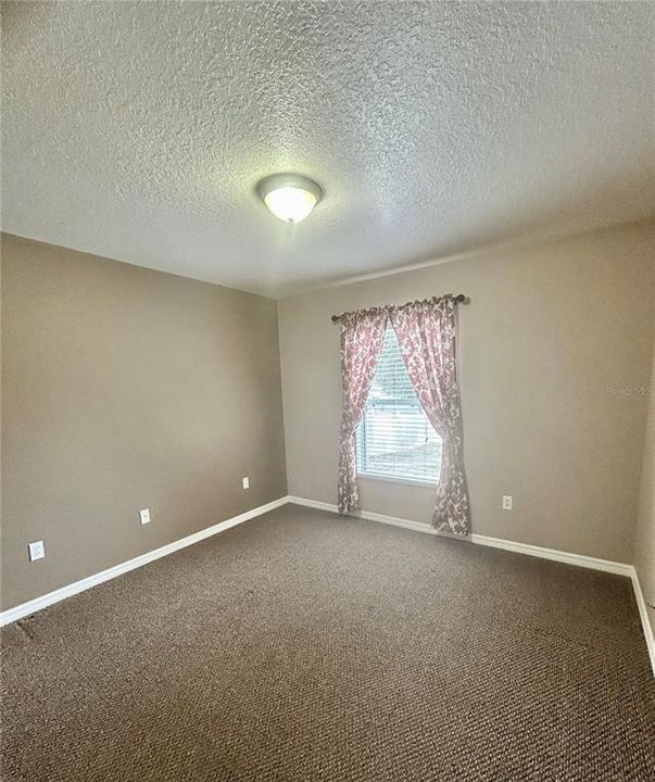 For Sale: $265,000 (3 beds, 2 baths, 1872 Square Feet)