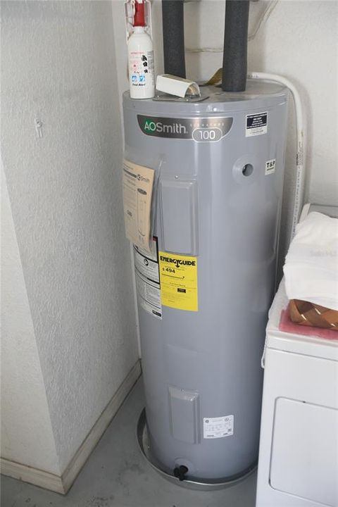 На продажу: $225,000 (2 спален, 2 ванн, 1528 Квадратных фут)