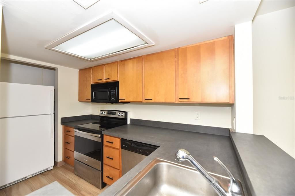 En Venta: $100,000 (1 camas, 1 baños, 682 Pies cuadrados)