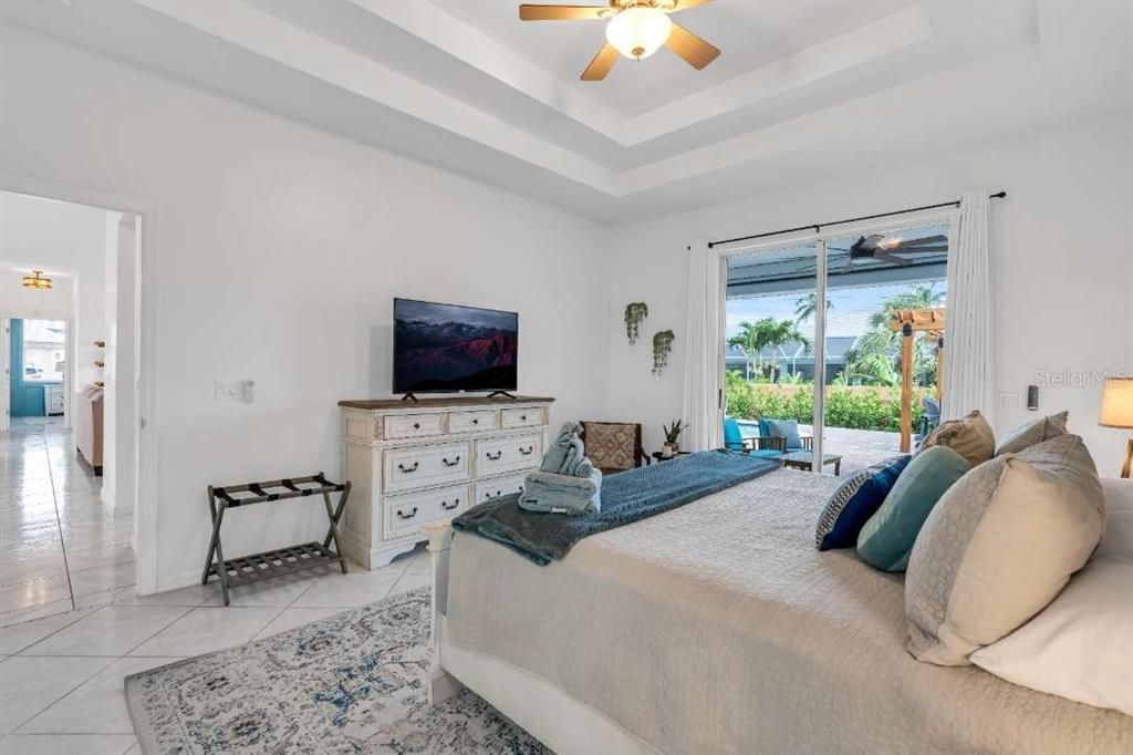 For Sale: $525,000 (3 beds, 2 baths, 1741 Square Feet)