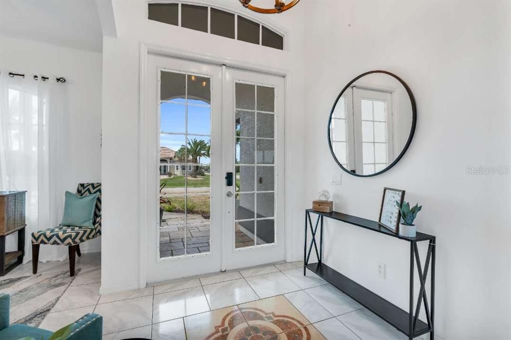 For Sale: $525,000 (3 beds, 2 baths, 1741 Square Feet)