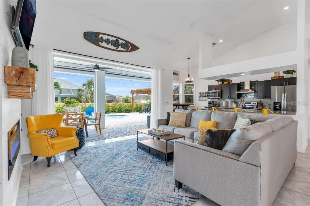 For Sale: $525,000 (3 beds, 2 baths, 1741 Square Feet)