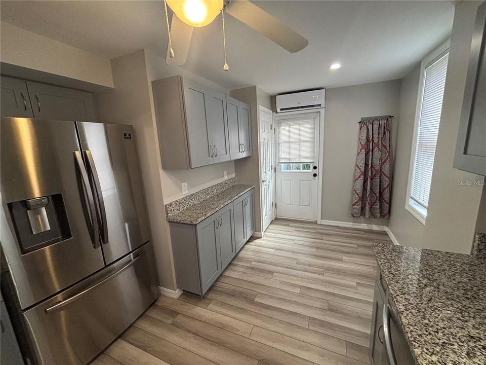 En Renta: $1,500 (2 camas, 1 baños, 987 Pies cuadrados)