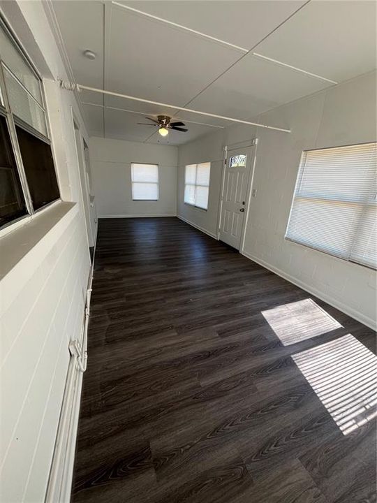 En Venta: $187,000 (2 camas, 1 baños, 924 Pies cuadrados)