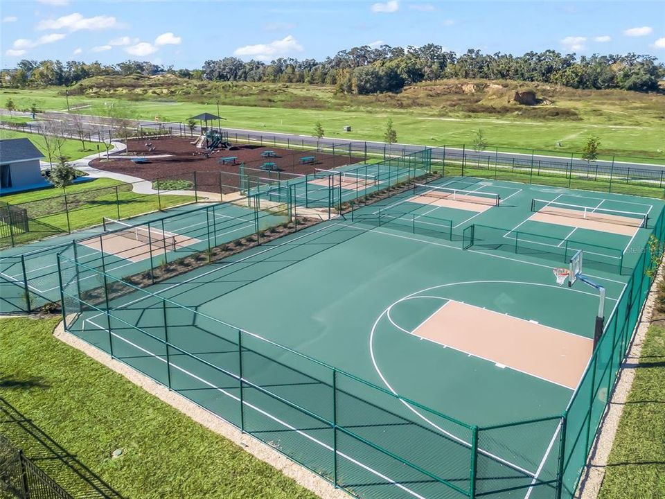 На продажу: $2,900,000 (22.00 acres)