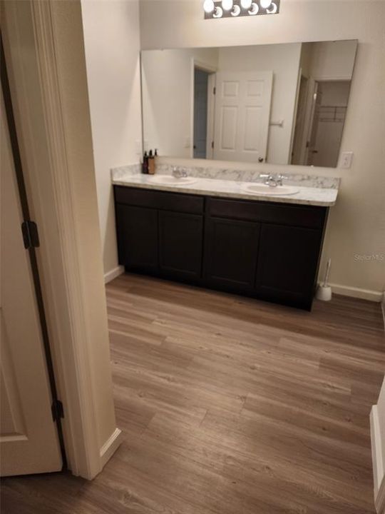 For Sale: $375,000 (4 beds, 2 baths, 1846 Square Feet)