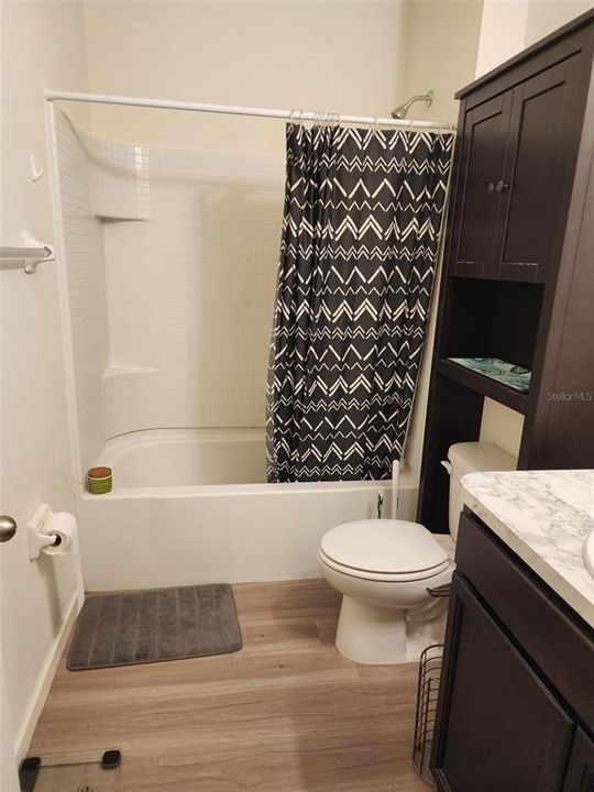 For Sale: $375,000 (4 beds, 2 baths, 1846 Square Feet)