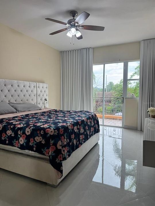 For Rent: $4,950 (3 beds, 2 baths, 2600 Square Feet)