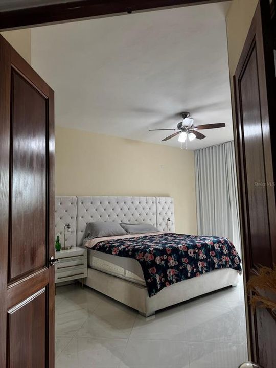 For Rent: $4,950 (3 beds, 2 baths, 2600 Square Feet)