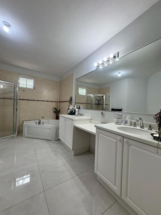 For Rent: $4,950 (3 beds, 2 baths, 2600 Square Feet)