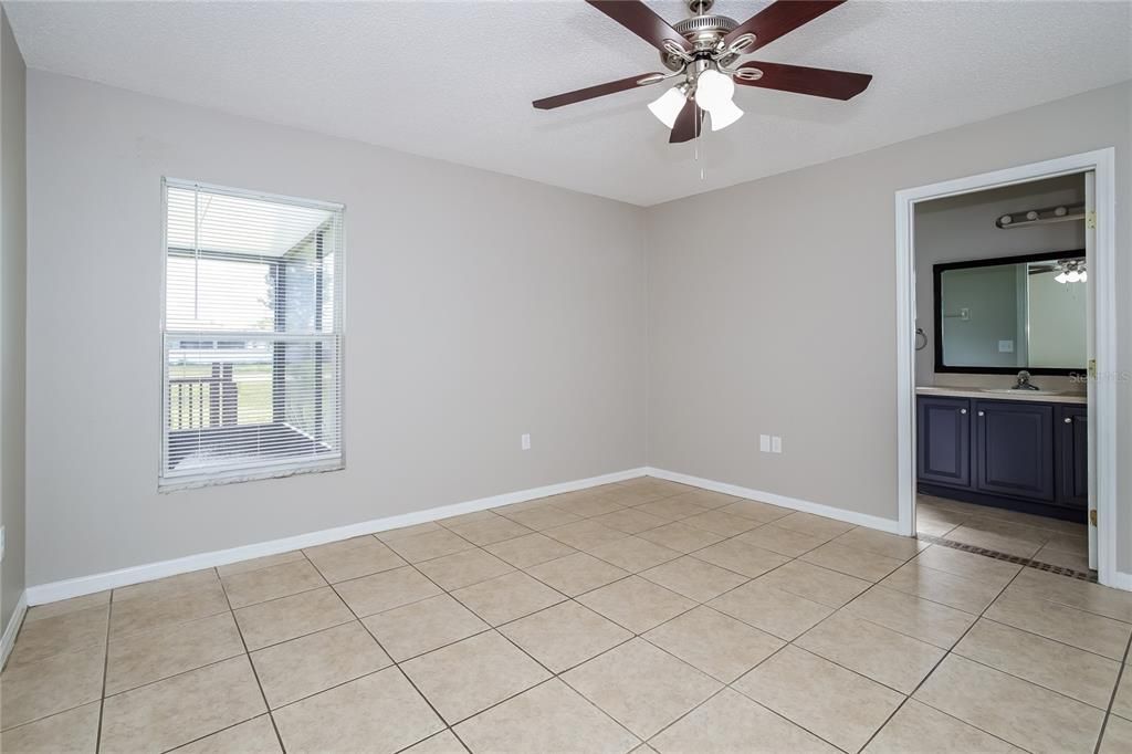 For Rent: $1,925 (3 beds, 2 baths, 1208 Square Feet)