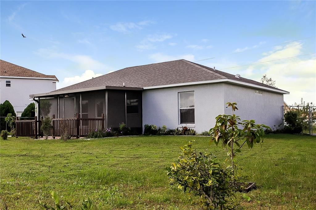 For Rent: $1,925 (3 beds, 2 baths, 1208 Square Feet)