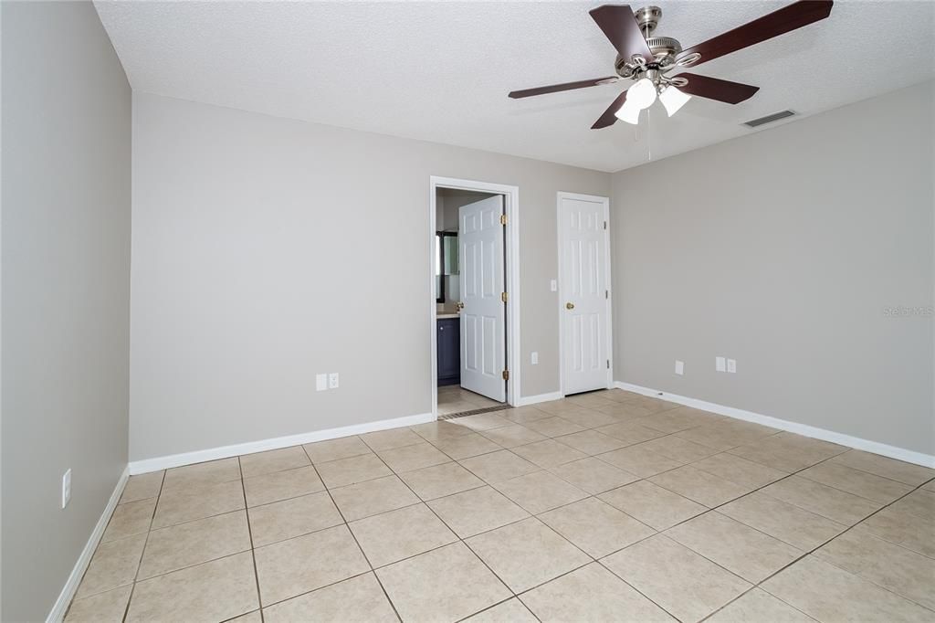 For Rent: $1,925 (3 beds, 2 baths, 1208 Square Feet)