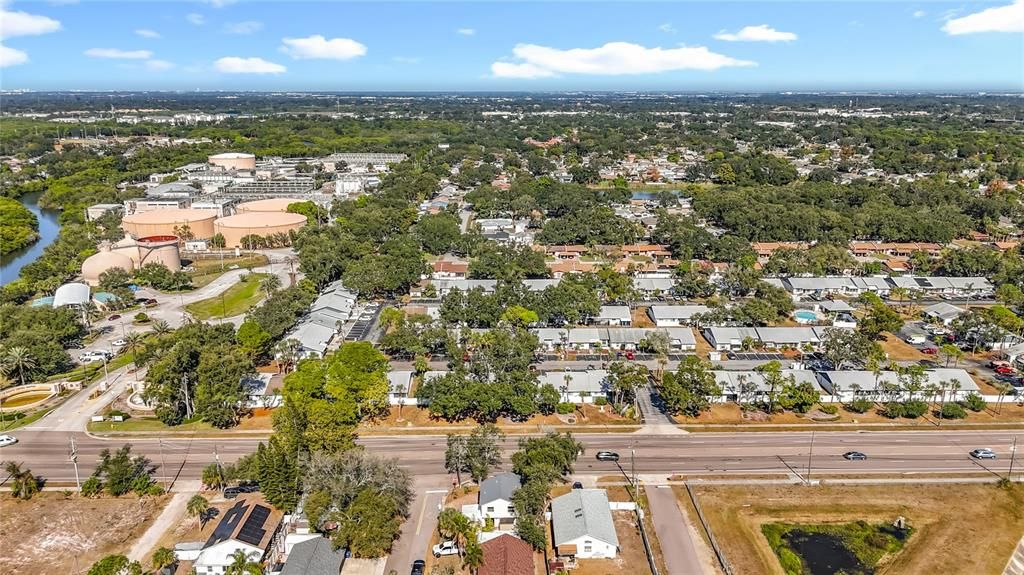 En Venta: $425,000 (4 camas, 2 baños, 1608 Pies cuadrados)