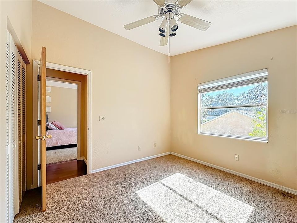 En Venta: $425,000 (4 camas, 2 baños, 1608 Pies cuadrados)