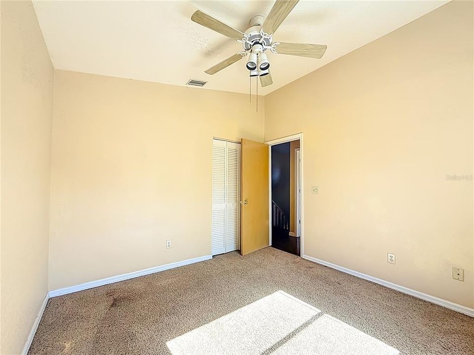 En Venta: $425,000 (4 camas, 2 baños, 1608 Pies cuadrados)