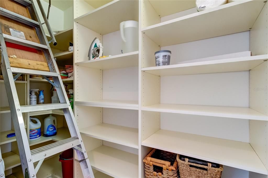 待售: $698,000 (2 贝兹, 2 浴室, 1118 平方英尺)