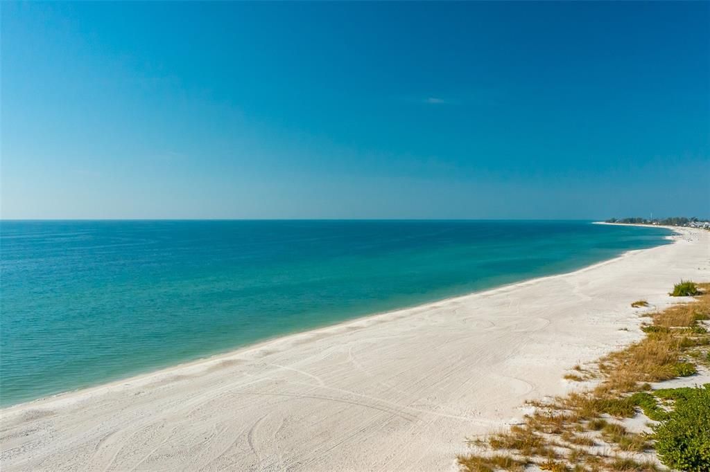 En Venta: $6,950,000 (5 camas, 5 baños, 4995 Pies cuadrados)