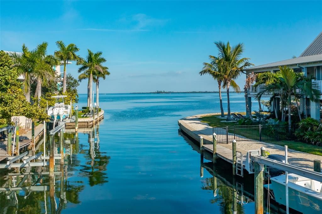 En Venta: $6,950,000 (5 camas, 5 baños, 4995 Pies cuadrados)