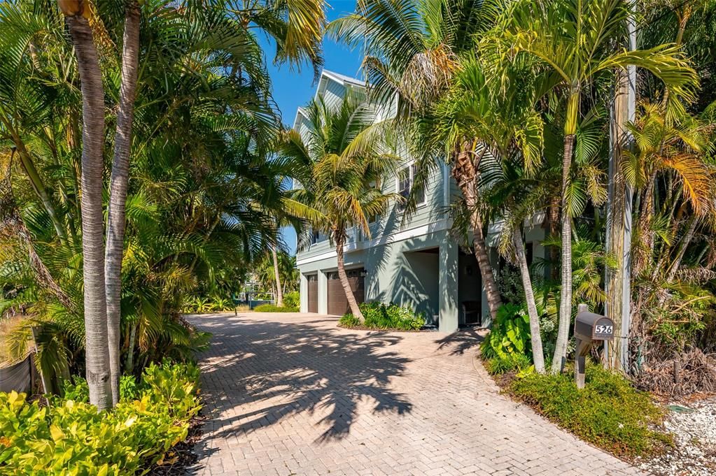 En Venta: $6,950,000 (5 camas, 5 baños, 4995 Pies cuadrados)