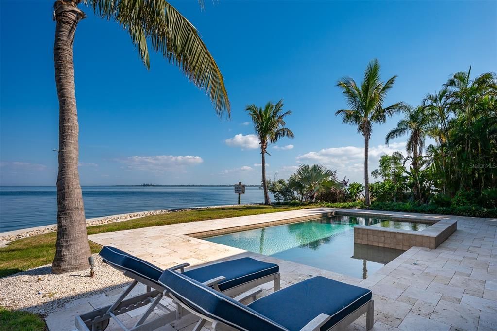 En Venta: $6,950,000 (5 camas, 5 baños, 4995 Pies cuadrados)