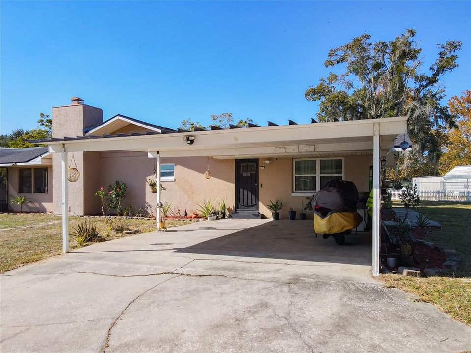 For Sale: $420,000 (3 beds, 2 baths, 2156 Square Feet)