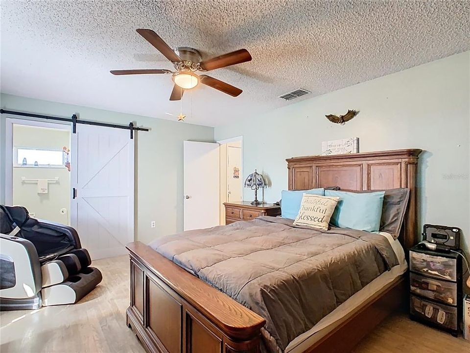 For Sale: $420,000 (3 beds, 2 baths, 2156 Square Feet)