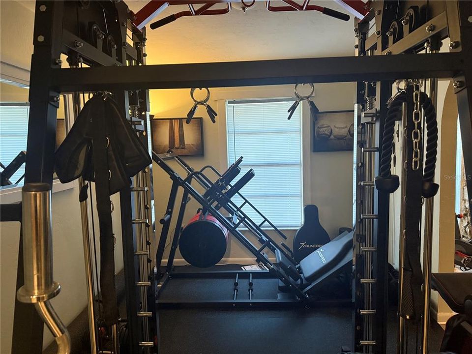 For Sale: $350,000 (3 beds, 2 baths, 1477 Square Feet)