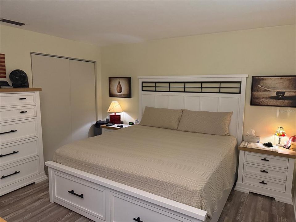 For Sale: $350,000 (3 beds, 2 baths, 1477 Square Feet)