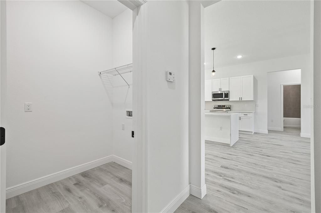 For Sale: $319,990 (4 beds, 2 baths, 1751 Square Feet)