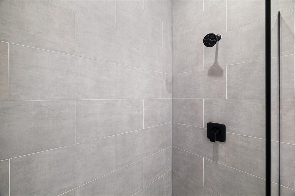 For Sale: $319,990 (4 beds, 2 baths, 1751 Square Feet)