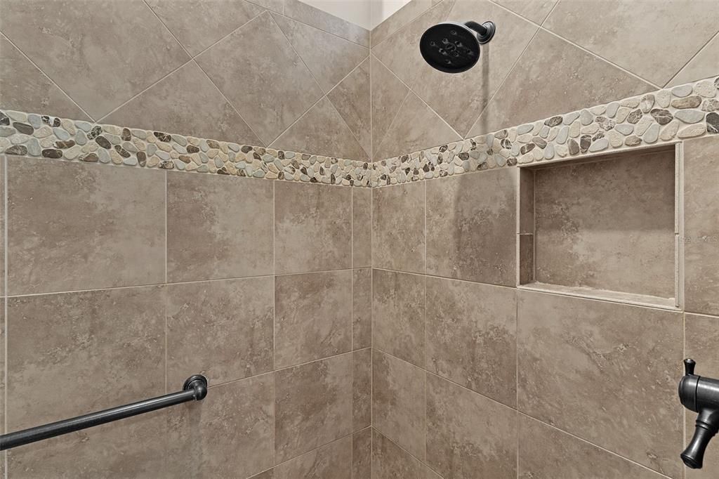 На продажу: $839,900 (3 спален, 2 ванн, 2309 Квадратных фут)