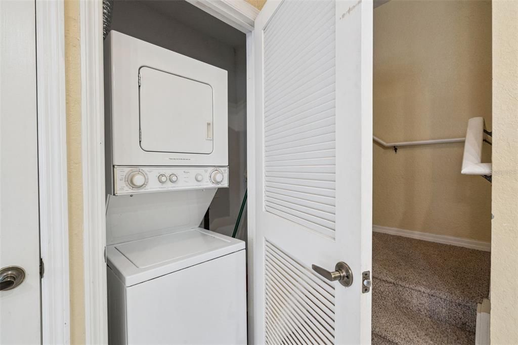 For Sale: $269,750 (3 beds, 2 baths, 1296 Square Feet)