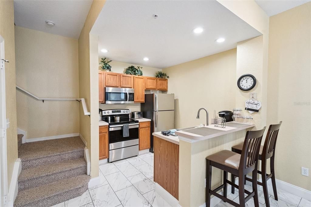 For Sale: $269,750 (3 beds, 2 baths, 1296 Square Feet)