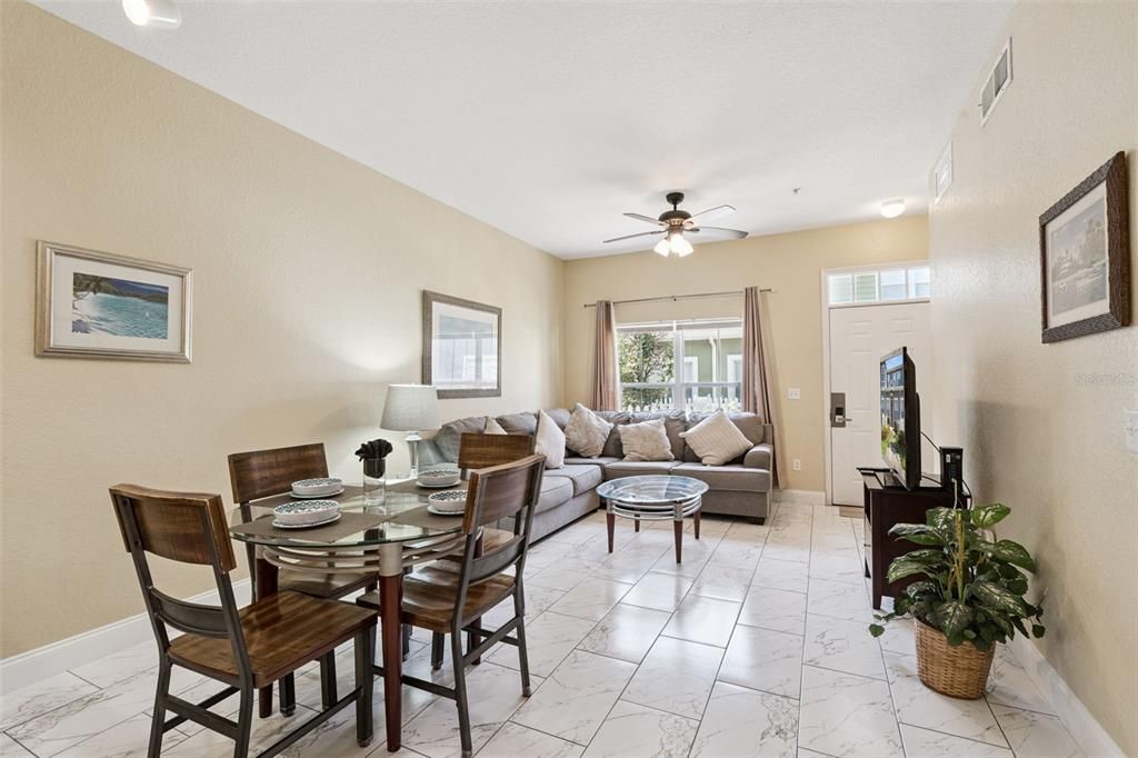 For Sale: $269,750 (3 beds, 2 baths, 1296 Square Feet)