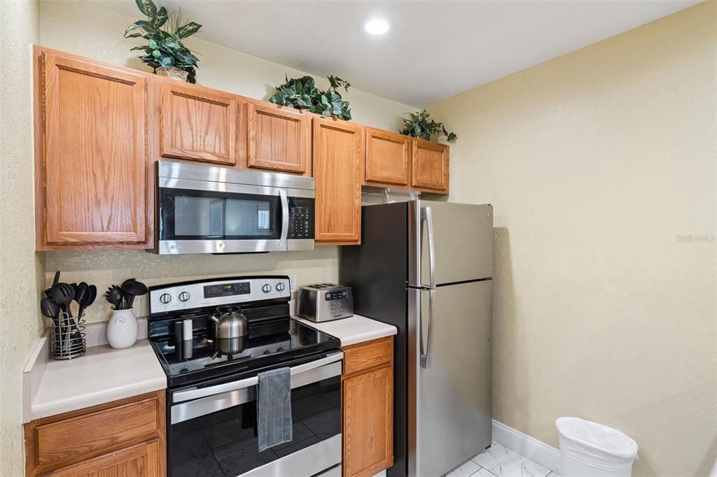For Sale: $269,750 (3 beds, 2 baths, 1296 Square Feet)