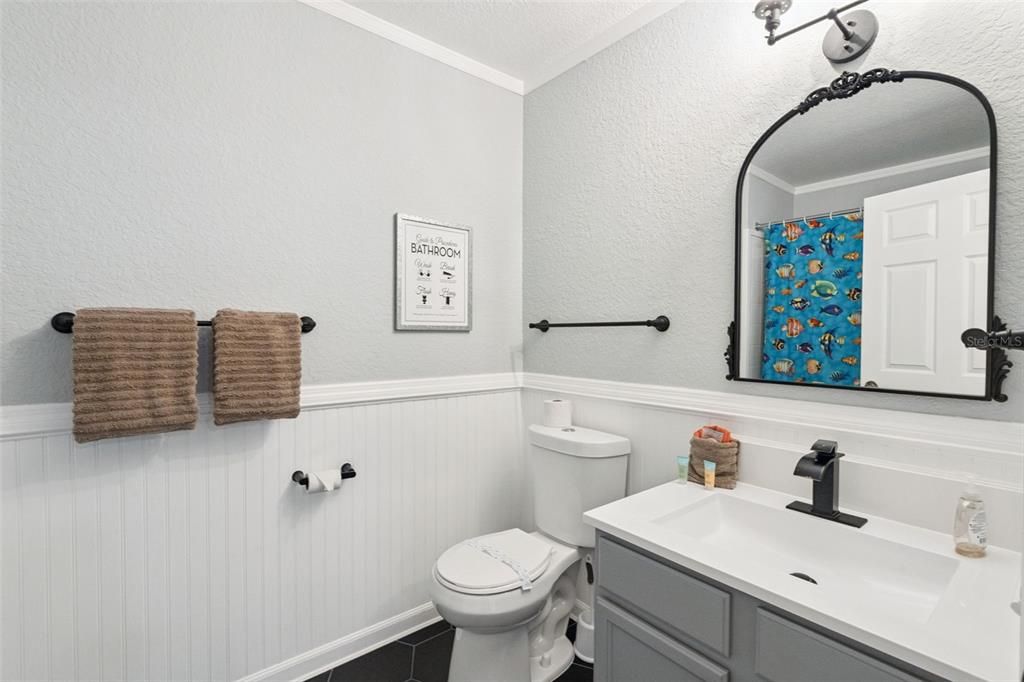 For Sale: $269,750 (3 beds, 2 baths, 1296 Square Feet)